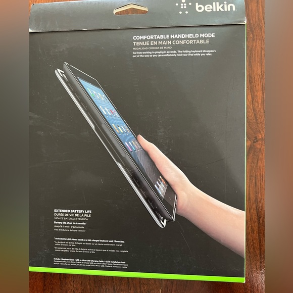 Belkin Ultimate Keyboard Case fit IPad - Picture 2 of 4
